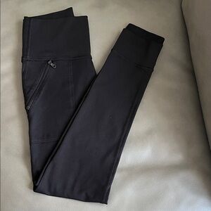 Offline by Aerie The Hugger Hi Rise Leggings with Zipper Pocket